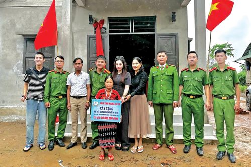 Những việc làm bình dị mà cao quý