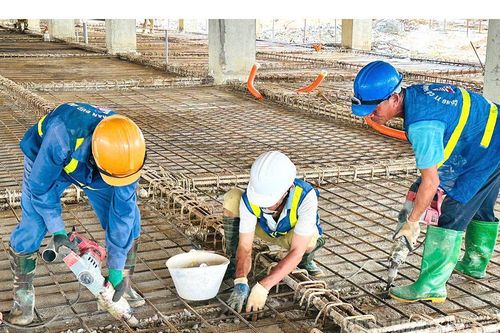 Không nghỉ trên các công trình dự án
