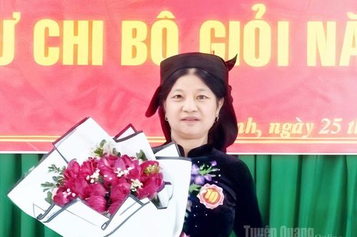 Nữ Bí thư Chi bộ gương mẫu