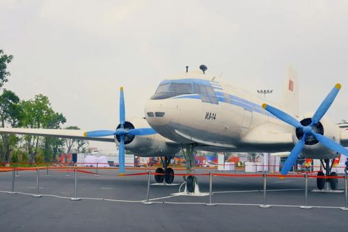 Máy bay IL-14 chuyên cơ đặc biệt từng phục vụ Bác Hồ