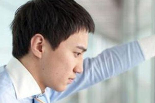 Phát hiện vợ có thai với sếp, tôi giả vờ không biết âm thầm làm 3 việc khiến cô ấy quỳ gối khóc xin tha thứ