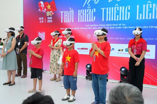 Trở về thời khắc Bác Hồ đọc Tuyên ngôn Độc lập sau 80 năm