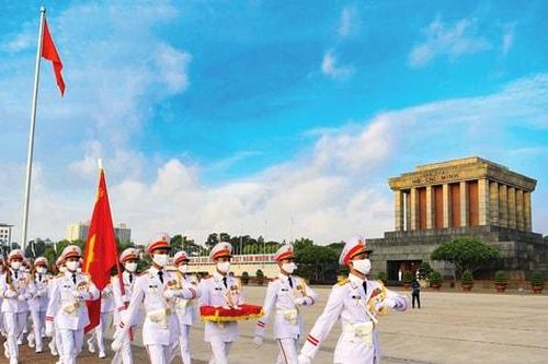 Kỷ niệm 80 năm Cách mạng Tháng Tám và Quốc khánh 2-9 Niềm tự hào mang tên 'Mùa thu tháng Tám'