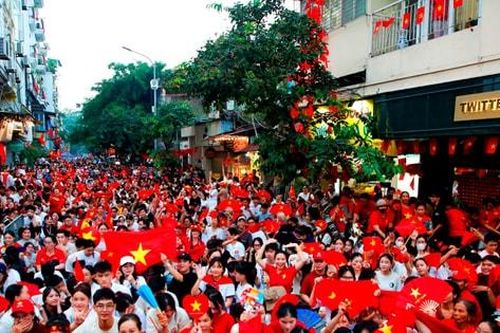 Dư âm hạnh phúc, cảm hứng dâng trào