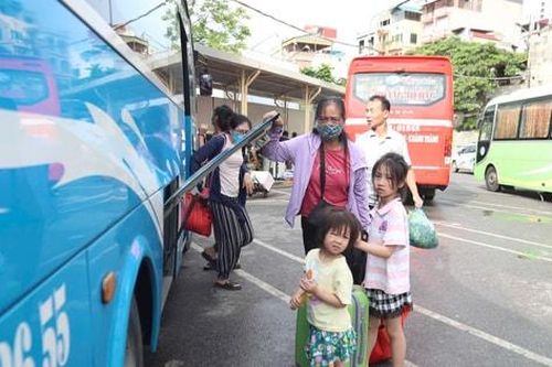 Hành khách đi lại thuận tiện trong ngày cuối kỳ nghỉ lễ