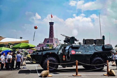 Kéo dài thời gian Triển lãm thành tựu đất nước đến hết ngày 15-9
