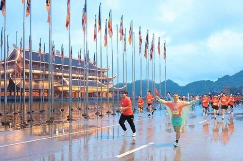 Ninh Bình đón hơn 400 nghìn lượt khách dịp nghỉ lễ Quốc khánh 2/9