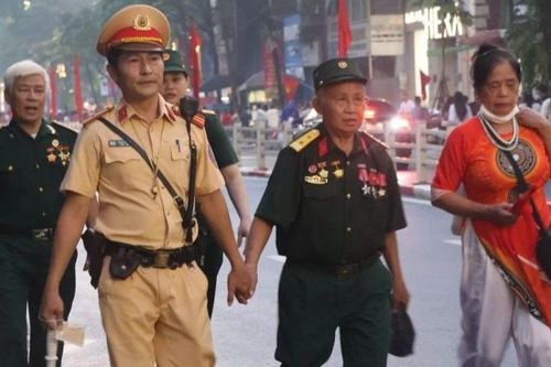 Bảo đảm an toàn giao thông, tạo điều kiện thuận lợi để nhân dân thụ hưởng sự kiện A80