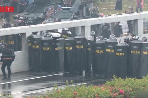 Indonesia khắc phục thiệt hại sau các cuộc biểu tình bạo loạn