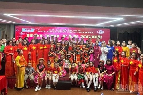Người Việt tại Nga tổ chức nhiều hoạt động hướng về quê hương đất nước