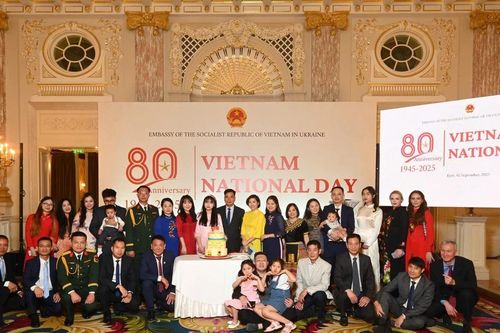Đại sứ quán Việt Nam tại Ukraine tổ chức Lễ kỷ niệm 80 năm Quốc khánh