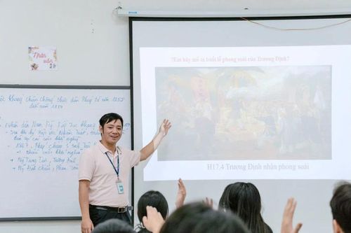 Thay đổi căn bản trong tư duy, định hướng chính sách với đội ngũ nhà giáo