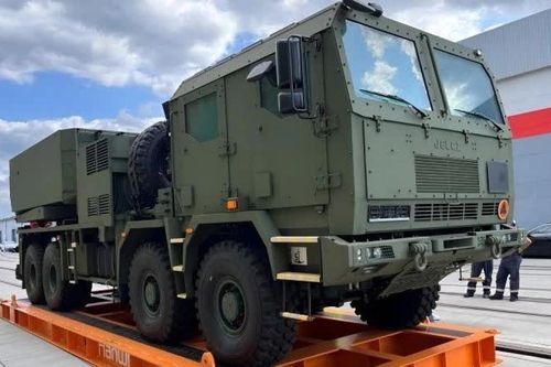 Ba Lan hợp tác với một quốc gia Đông Bắc Á sản xuất tên lửa