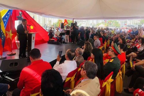 Venezuela tổ chức trọng thể Lễ kỷ niệm 80 năm Cách mạng tháng Tám và Quốc khánh Việt Nam