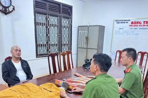 Thủ đoạn 'biến' giấy trắng hiện hình người, lừa có vong để chiếm đoạt tiền