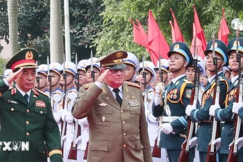 Việt Nam-Cuba ký kết kế hoạch hợp tác 3 năm trong lĩnh vực quốc phòng