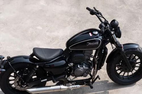 Xe côn tay 125 phân khối, thiết kế cá tính, giá hơn 92 triệu đồng