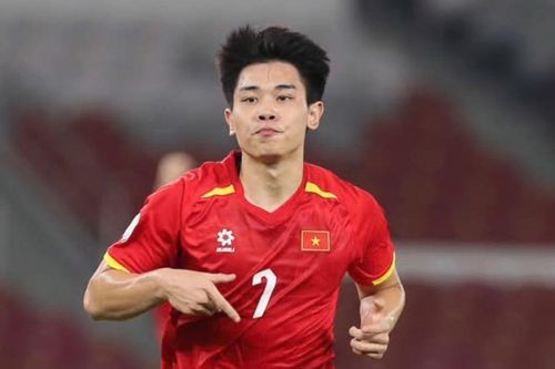 Tiền đạo Đình Bắc quá hay