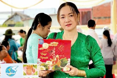 Đưa bánh mứt truyền thống đến với đông đảo người tiêu dùng