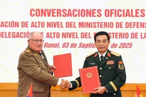 Ký kết hợp tác quốc phòng 3 năm giữa Việt Nam - Cuba