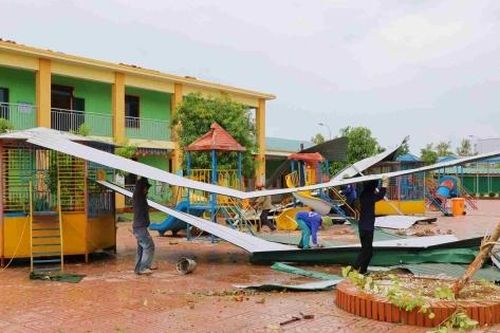 Thủ tướng chỉ đạo khắc phục trường học bị thiên tai, đảm bảo kịp khai giảng