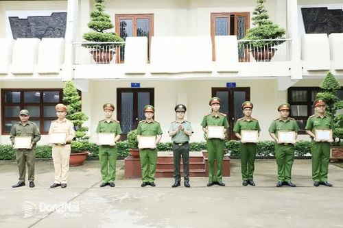 Khen thưởng lực lượng công an đảm bảo tốt an ninh trật tự trên địa bàn tỉnh Đồng Nai