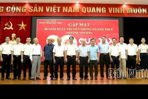 Gặp mặt kỷ niệm 80 năm ngày truyền thống ngành Thuế