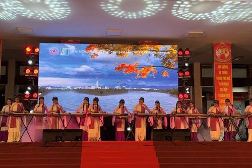 Quê hương ngày mới