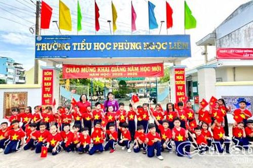 Âm vang Tết Độc lập trong lòng thế hệ trẻ