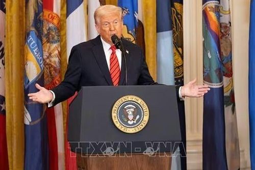 'Chuyện đó khá nghiêm trọng đấy': Ông Trump lên tiếng trước những tin đồn về sức khỏe của mình lan truyền trên MXH