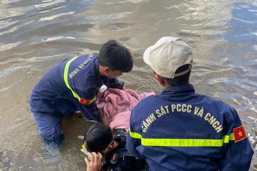 Xuống gầm cầu chơi, 2 bé gái ở Quảng Trị chết đuối thương tâm