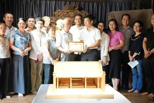 Sơn Tây tiếp nhận mô hình phục dựng chùa Ón tại làng cổ Đường Lâm