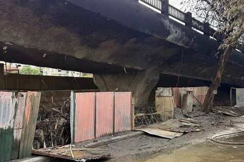 Hà Nội: Cấm xe trên 18 tấn qua nhánh cầu Vĩnh Tuy sau vụ cháy bãi xe làm lộ cốt thép