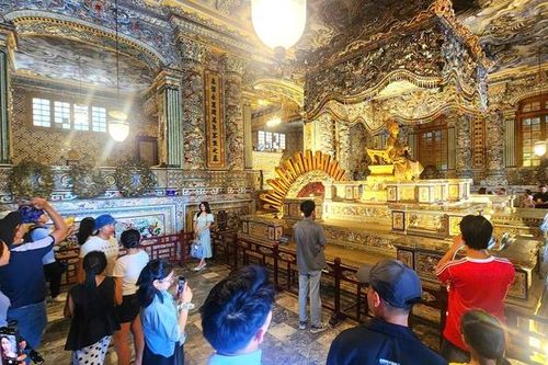 Doanh thu du lịch Huế, Quảng Trị tăng mạnh dịp nghỉ lễ 2/9