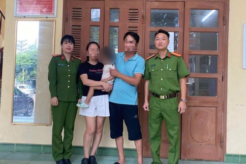 Công an đặc khu Vân Đồn khẩn trương tìm bé gái 2 tuổi bị lạc