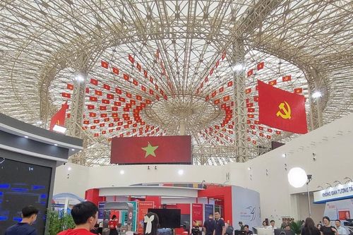 Kéo dài Triển lãm thành tựu 80 năm đất nước đến giữa tháng 9