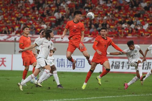 U23 Trung Quốc bị chỉ trích