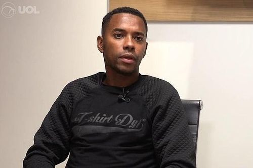Robinho tiếp tục ngồi tù