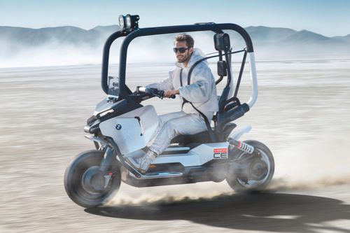 BMW Motorrad Vision CE - xe điện 2 bánh có dây an toàn, tự cân bằng