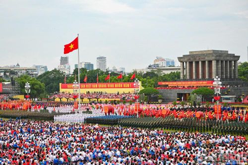 Hành trình độc lập và khát vọng hùng cường