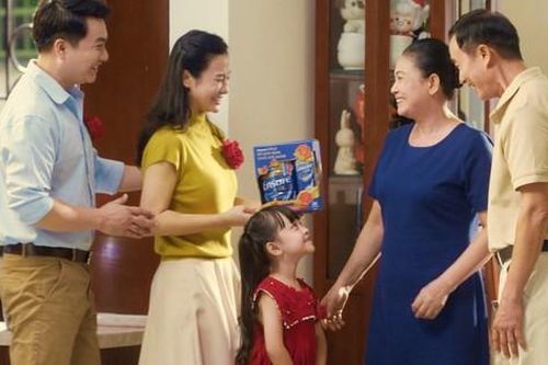 Chăm sóc sức khỏe cha mẹ: Món quà ý nghĩa mùa Vu Lan