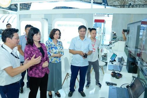 Bệnh viện Bạch Mai – Vị thế tiên phong trong cuộc cách mạng chuyển đổi số ngành Y tế