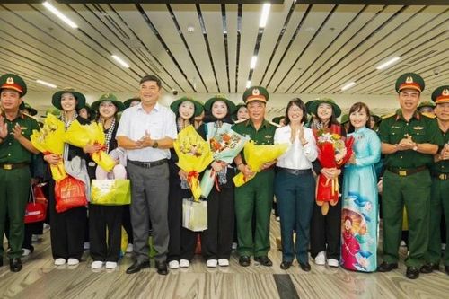 Thành phố Hồ Chí Minh đón lực lượng hoàn thành nhiệm vụ A80 trở về