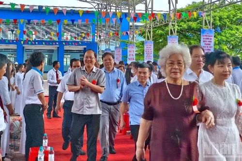 Cà Mau có trường trung học 2 cấp học đầu tiên đạt chuẩn quốc gia