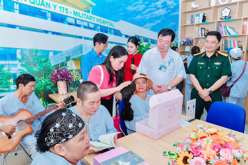 Bệnh viện Quân y 175 giúp bệnh nhân nâng cao đời sống văn hóa tinh thần