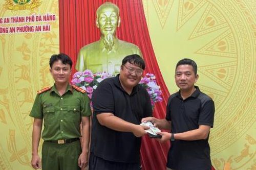 Tiền hồi cố chủ