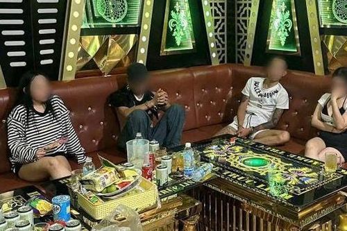 'Bay lắc' trong quán karaoke