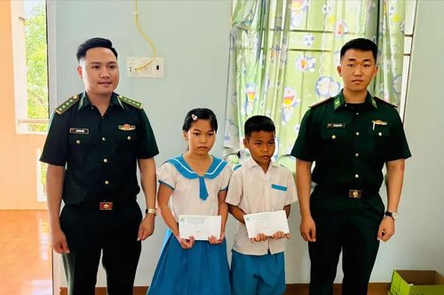 Nghĩa tình những chiến sĩ biên phòng