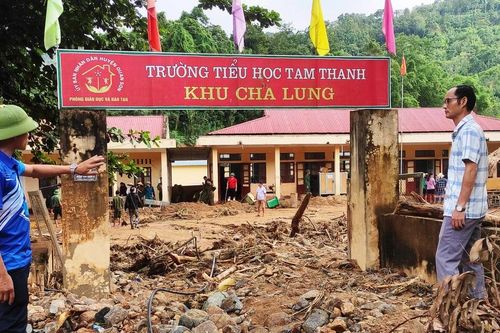 Không lỡ hẹn cùng tiếng trống khai trường