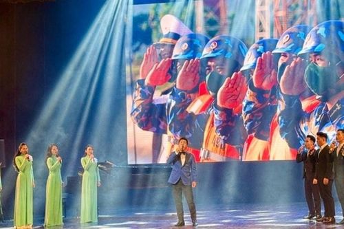Sâu lắng đêm nhạc 'Giai điệu Tổ quốc'